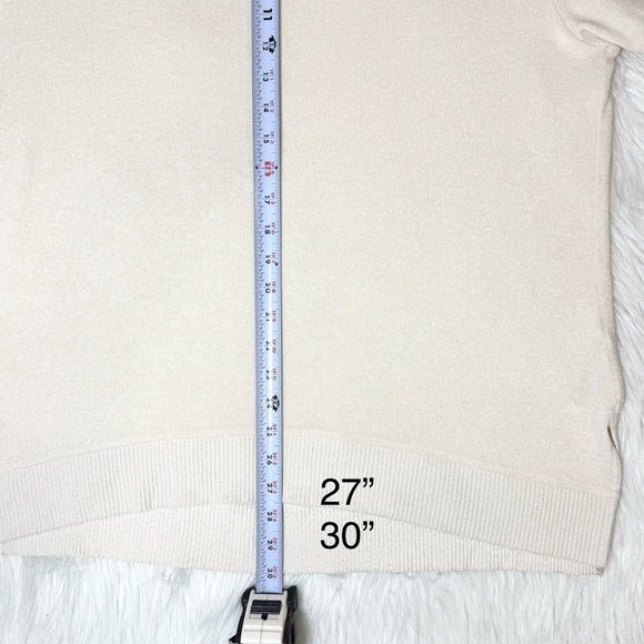 Anthropologie Cream V Neck Long Sleeve Fleece Sweater L - Picture 13 of 13